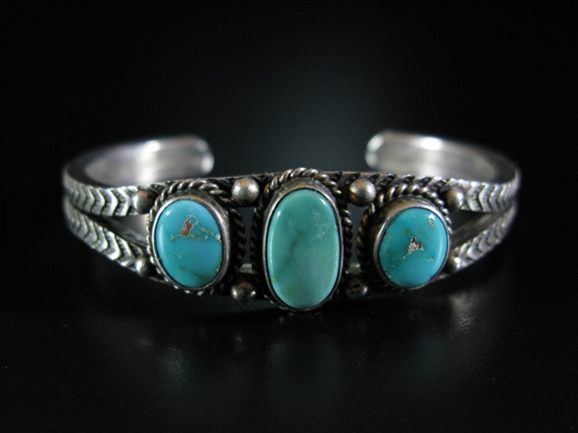 Early Blue Gem Three Stone Bracelet 6 