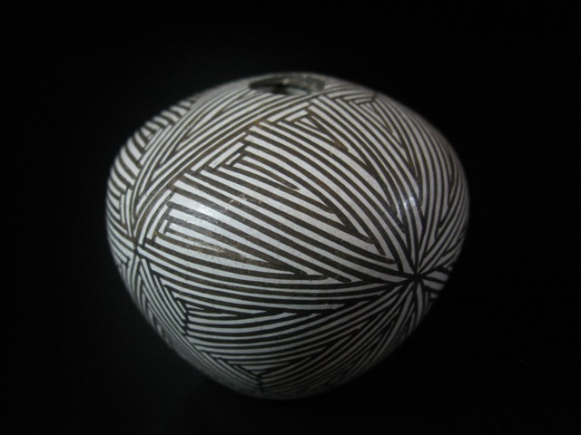 Carrie Chino Charlie Acoma Fine Line Pot
