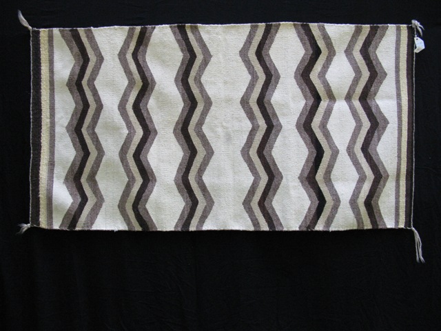 Zig Zag chinle rug