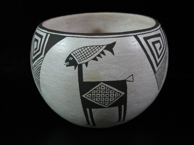 Emma Lewis Fish/Deer Pot